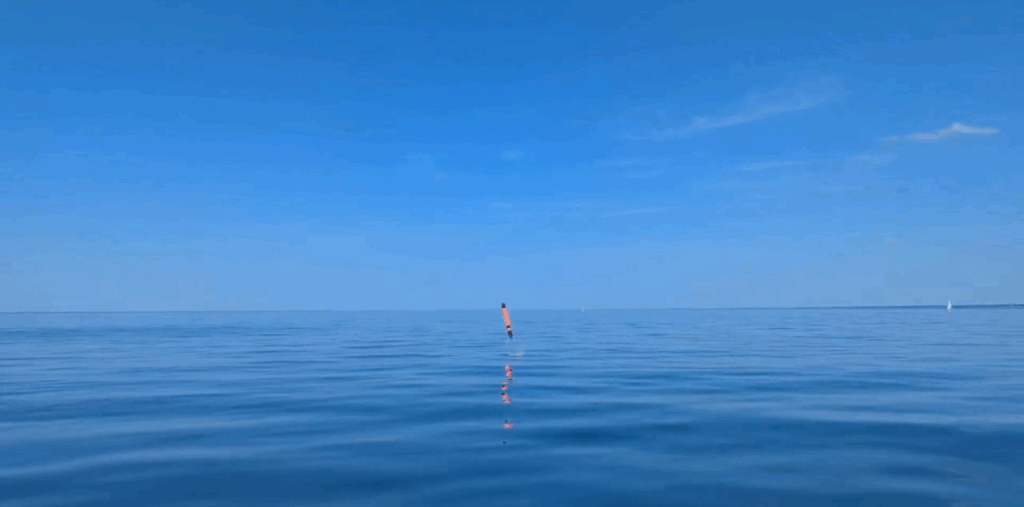 During our recent sea trials, we've been seeing a lot of dolphins ... It seems our micro-AUV RECALL decided to join the show and demonstrate its own jumping skills...